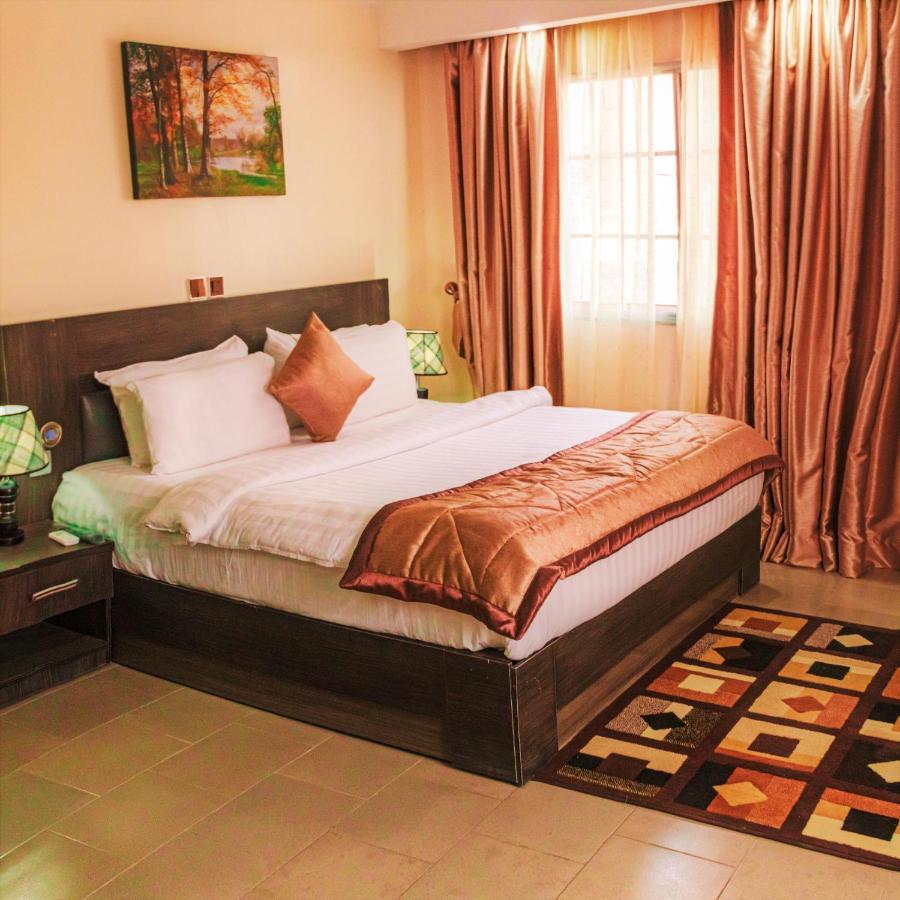 Beni Gold Hotel, Ikoyi Lagos Bagian luar foto