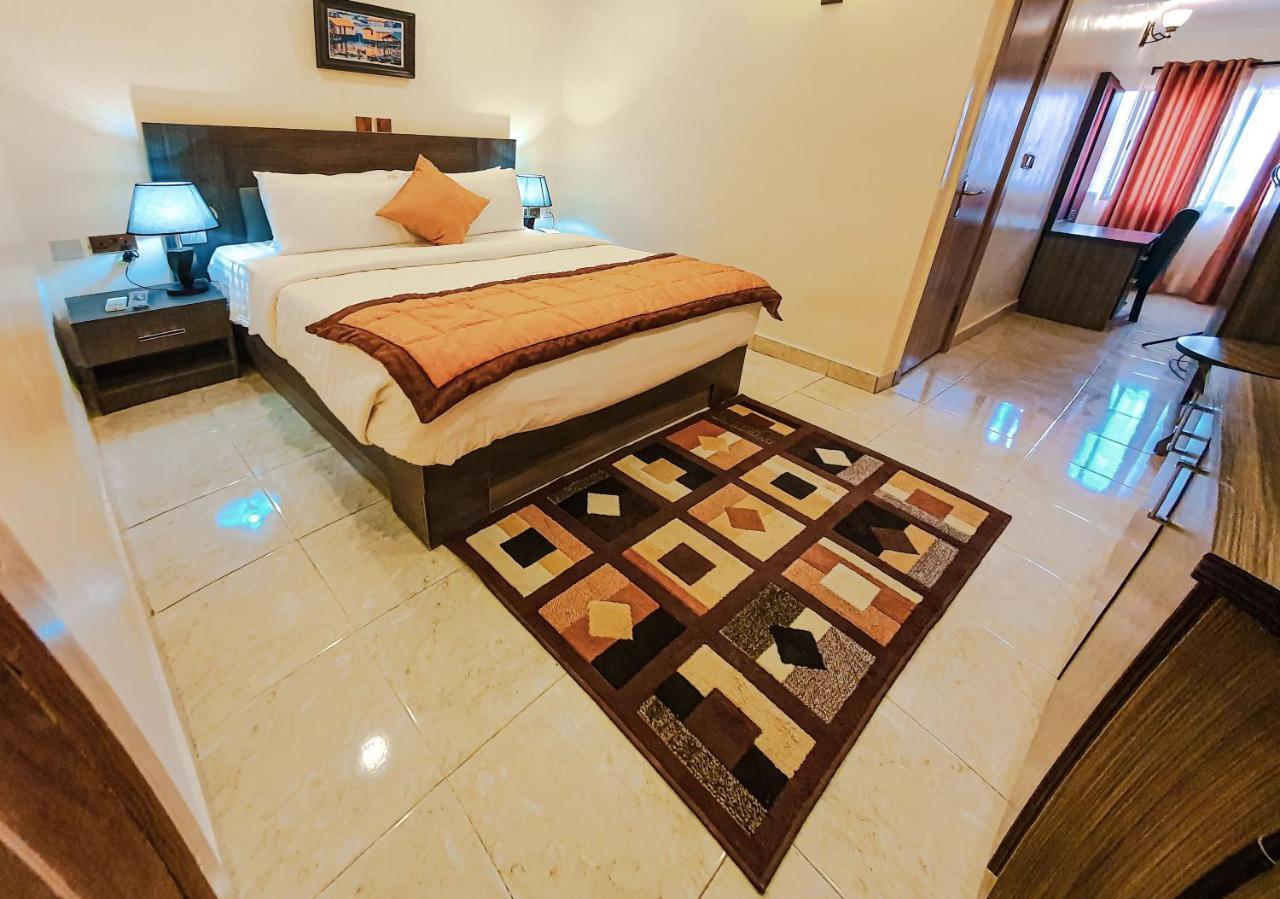 Beni Gold Hotel, Ikoyi Lagos Bagian luar foto